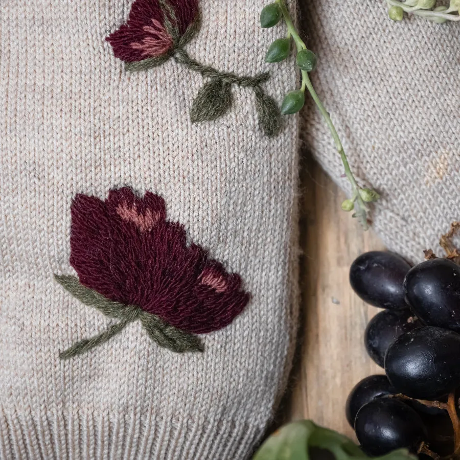 Hellebores cardigan - Barley