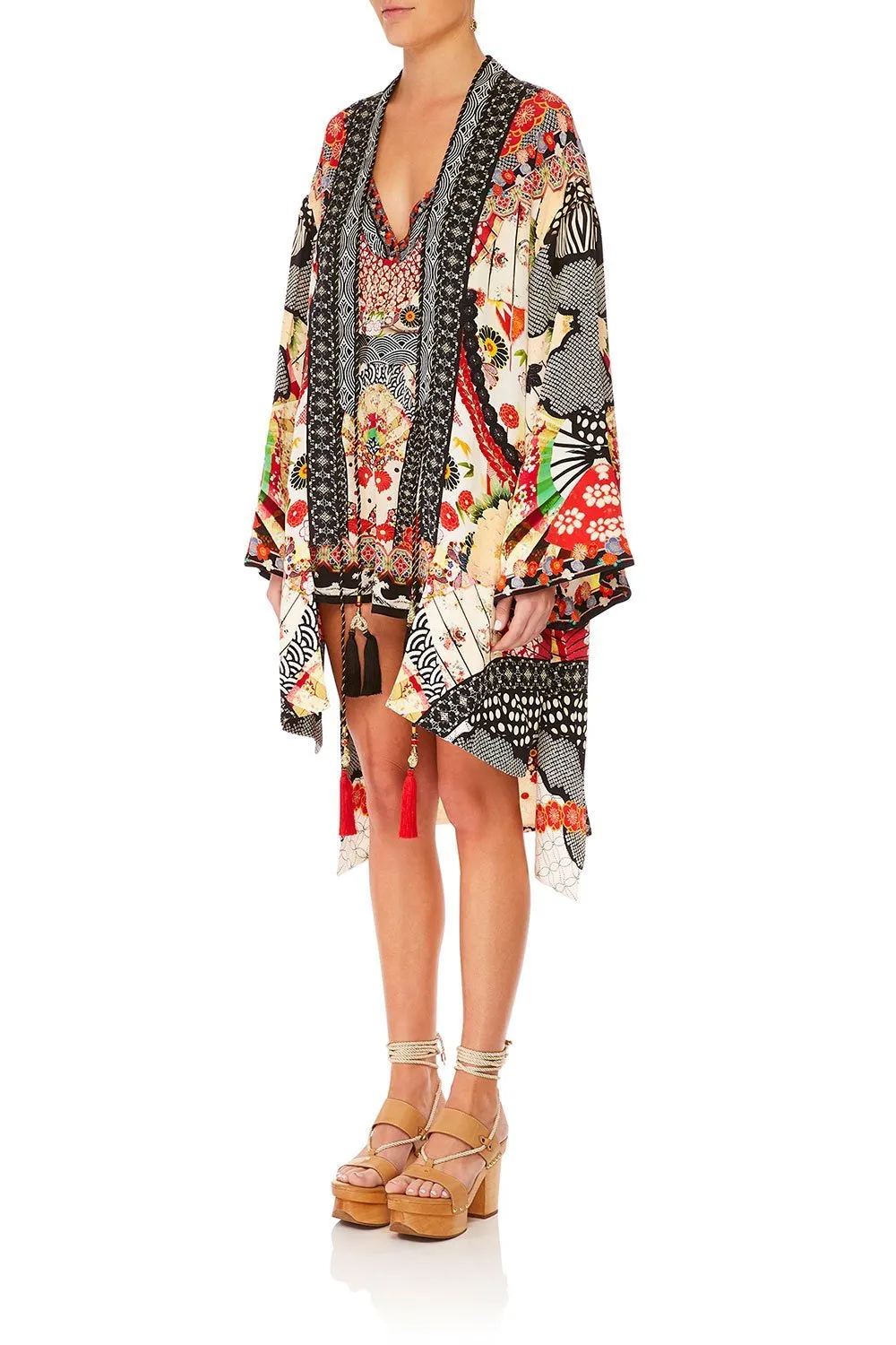 LAYERING WITH NECK BANDS VINTAGE VIXEN