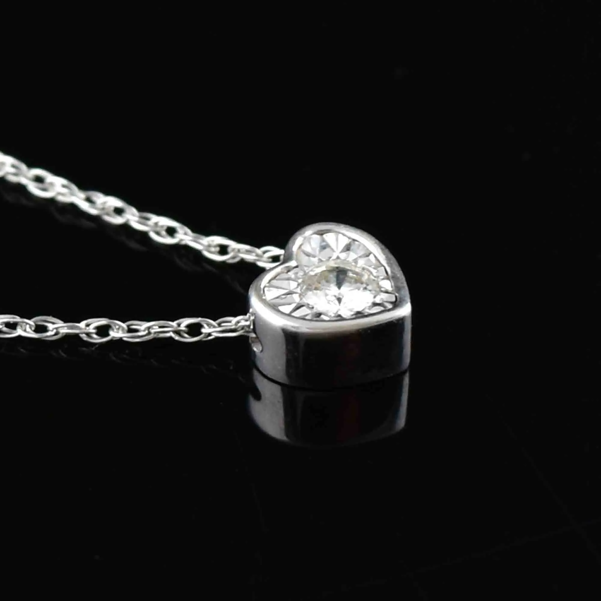 Vintage 10K White Gold Diamond Heart Slider Pendant Necklace