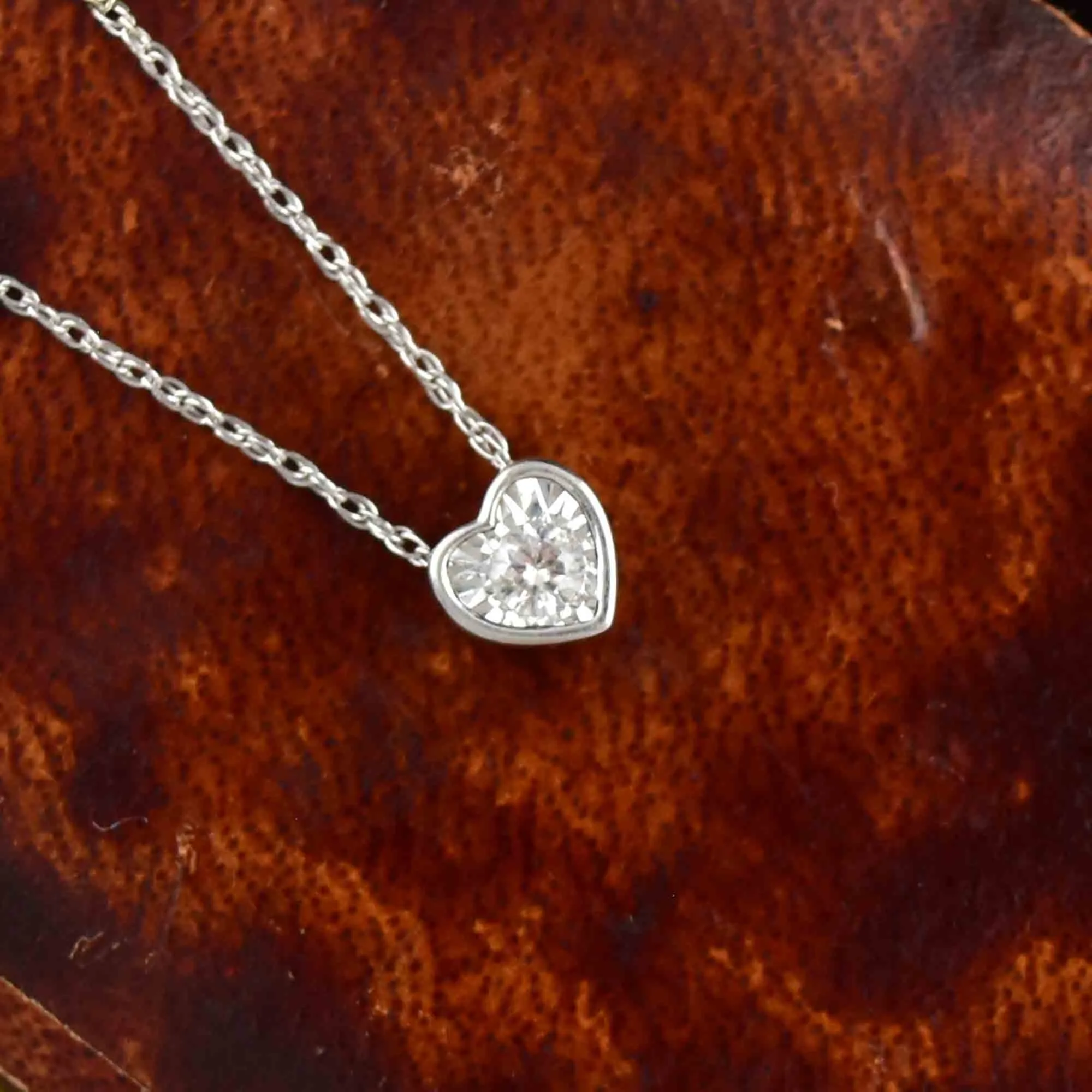 Vintage 10K White Gold Diamond Heart Slider Pendant Necklace